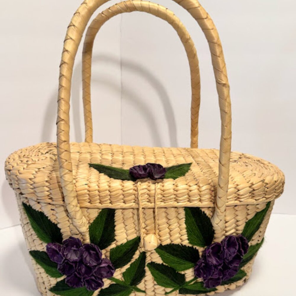 Vintage hand-woven straw basket handbag